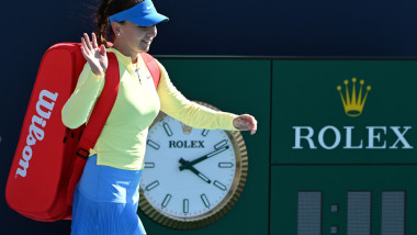 halep pe teren la miami open face cu mana